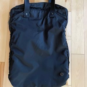 Lululemon tote